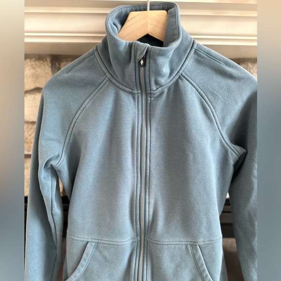 Sketchers Ladies Teal Athletic Zip Up FLEECE Jacket Front pockets Size S - Picture 2 of 10